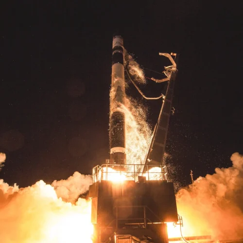 Rocket Report: China may soon attempt booster landing; Rocket Lab does rapid response