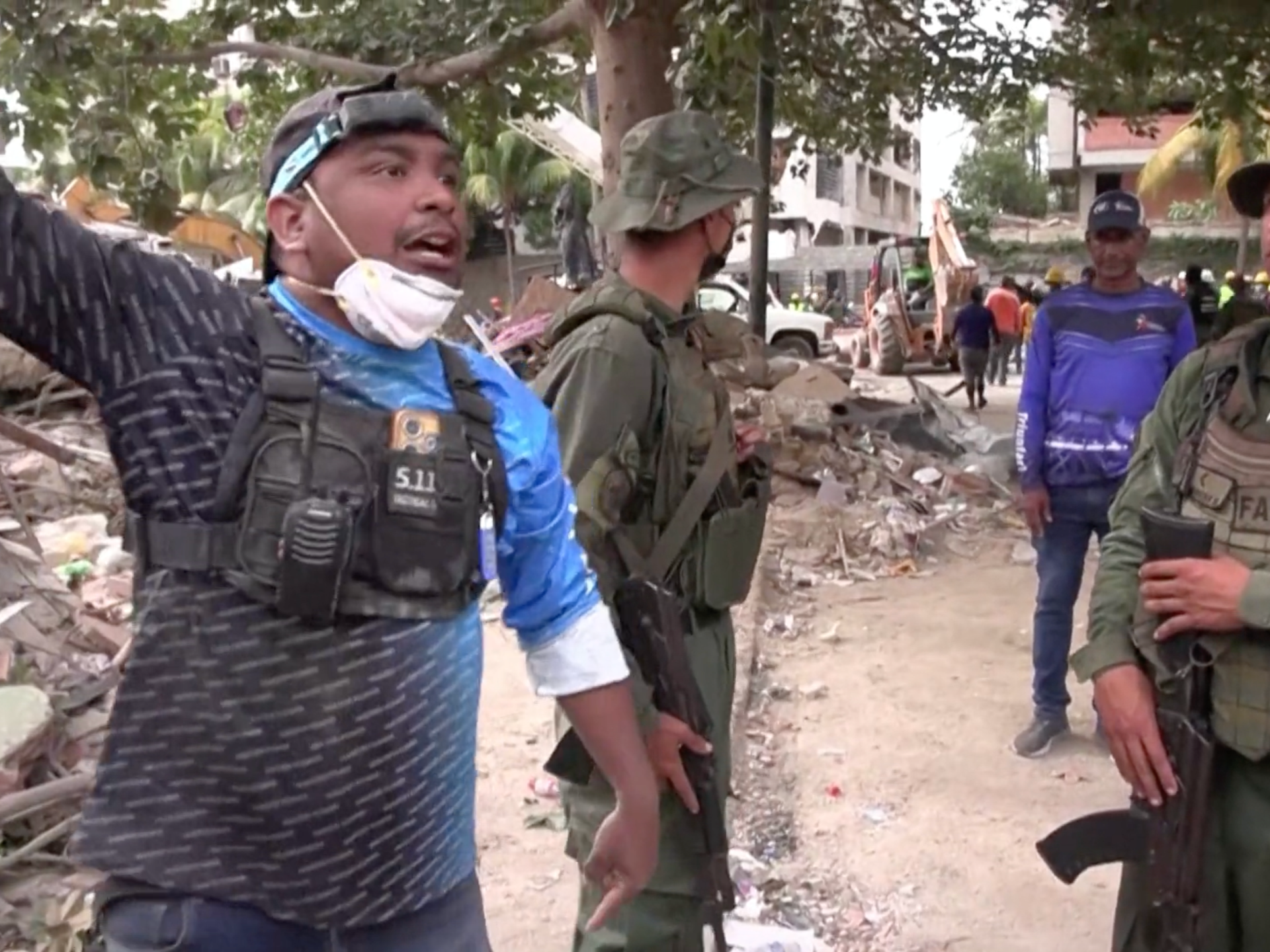 Venezuelans angry with government as time runs out to rescue survivors