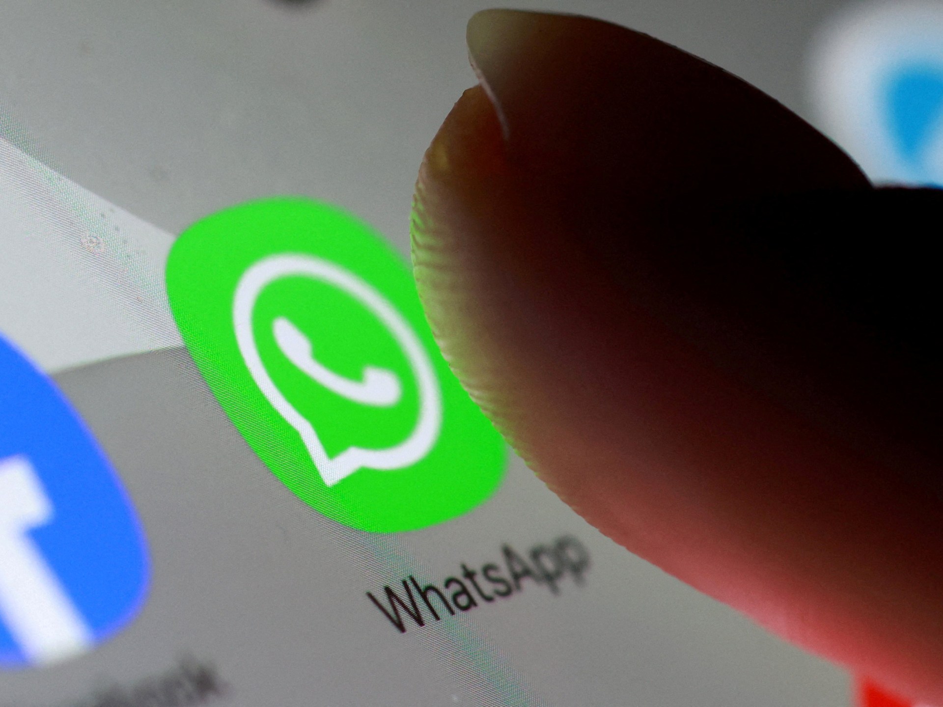 What privacy settings has WhatsApp changed?