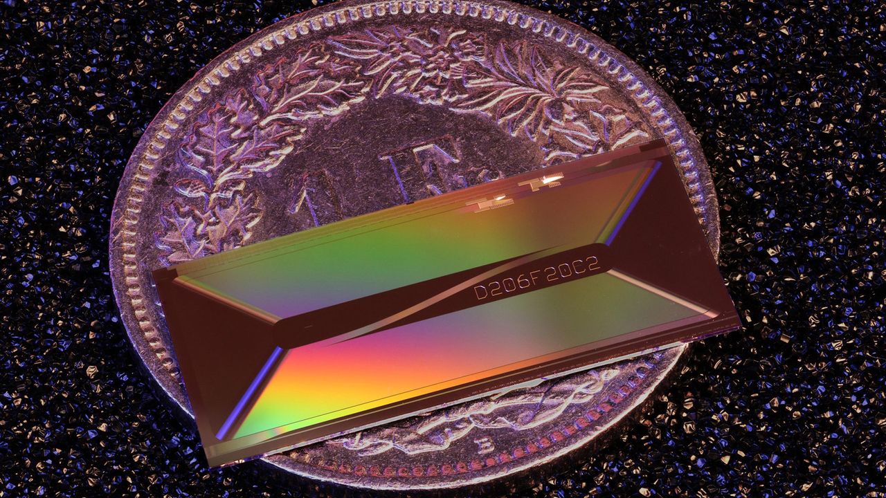 Scientists figured out how to shrink huge ultrafast lasers so they fit on a tiny chip ‪‪—‬ the ‘holy grail’ of the field