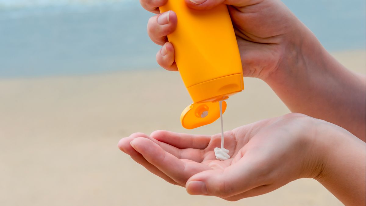 Don’t spread false claim wearing sunscreen ‘massively increases’ skin cancer risk