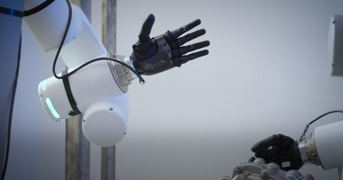 How people with prosthetic arms are teaching robots to ‘feel’ like a human