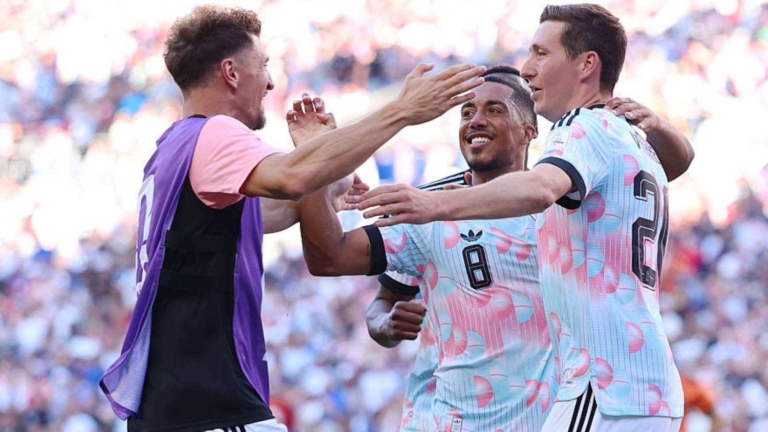 Hans Vanaken aprovecha terrible error de Freese y firma el tercero para Bélgica ante el USMNT