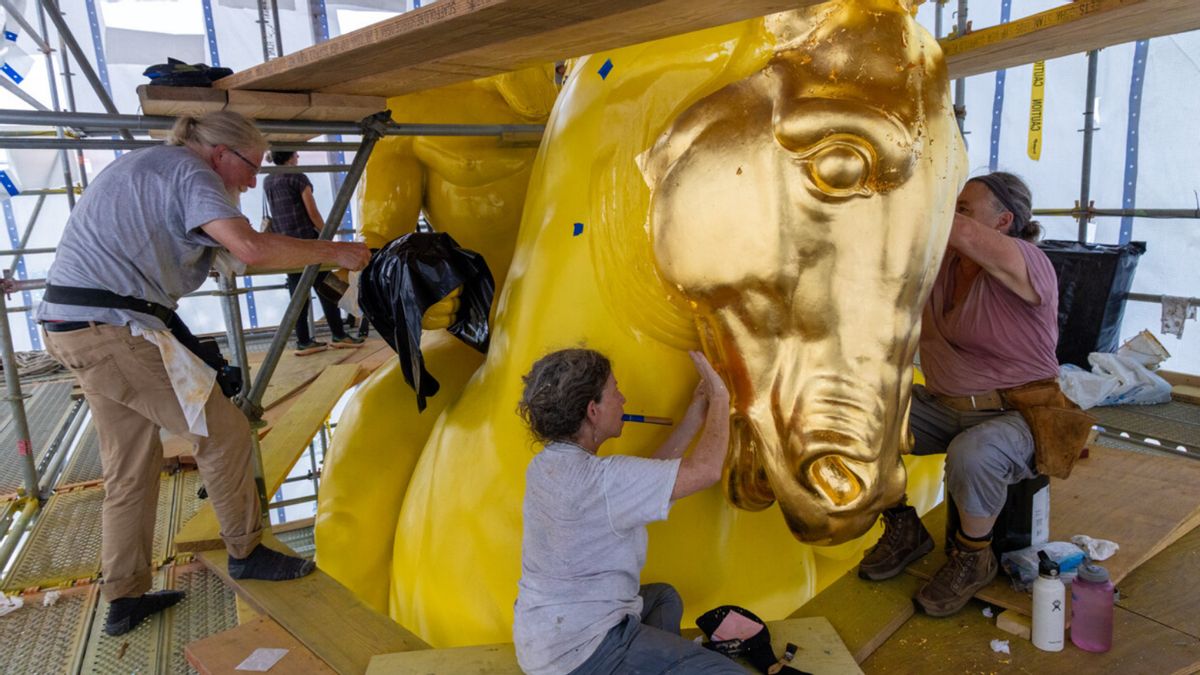 Trump is spending $5M in taxpayer funds to restore horse statues, coat them in gold