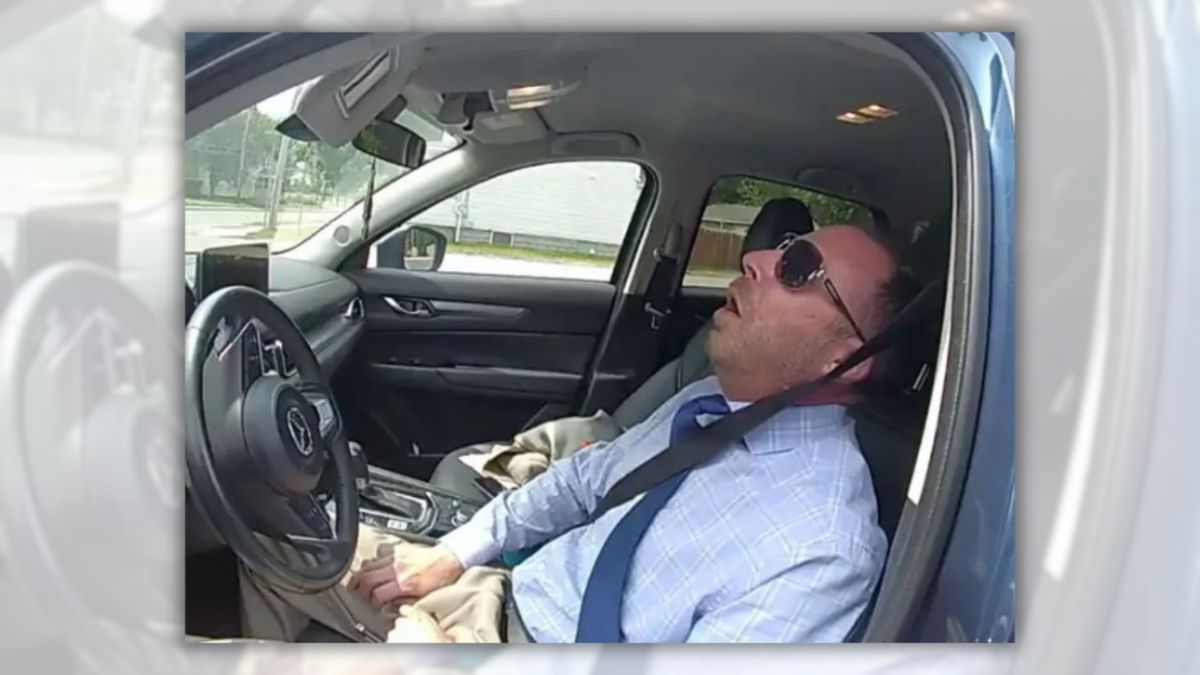 Claim about Republican Party chair resigning after being found with crack pipe in hand omits key context
