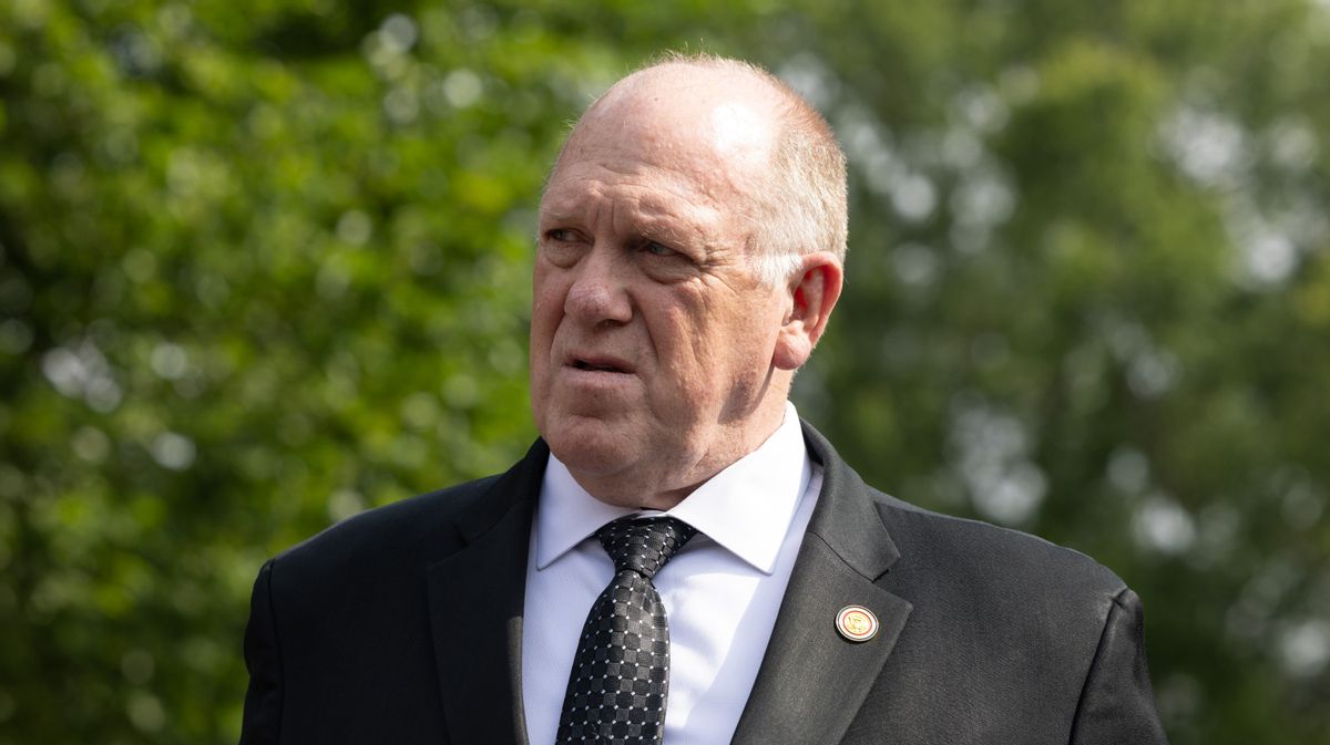 Was Tom Homan honored for deportations as Obama’s ‘ICE chief’? Here are the facts