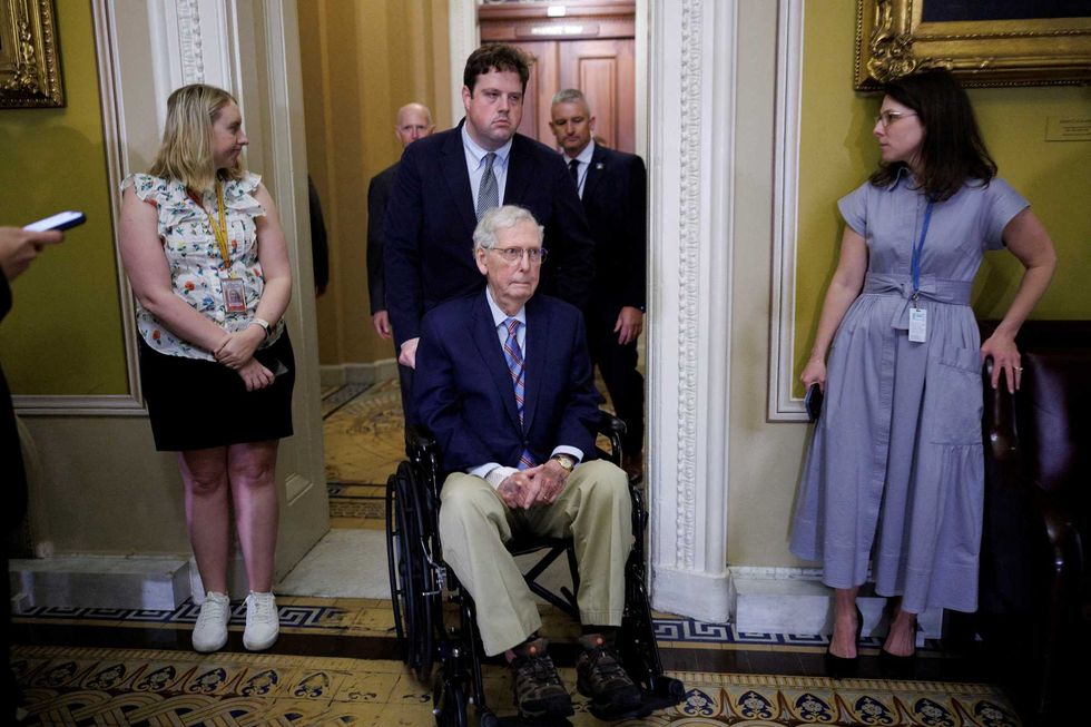 Onlookers stunned as Mitch McConnell breaks silence from hospital bed: ‘Totally normal’