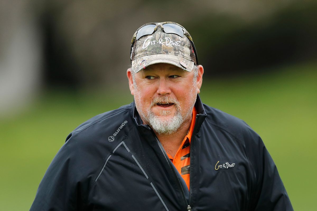 Tune out claim Larry the Cable Guy asked Trump supporters to ‘unfollow’ him