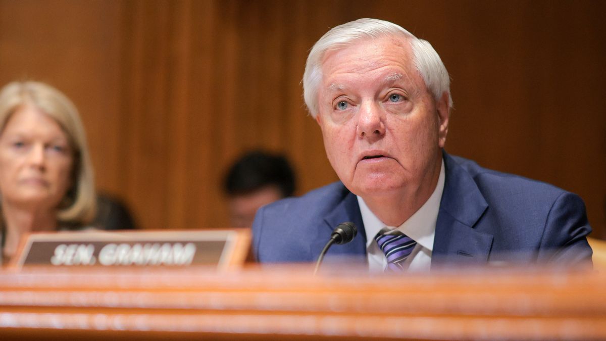 Lindsey Graham died. Here are 12 claims about the late senator, fact-checked