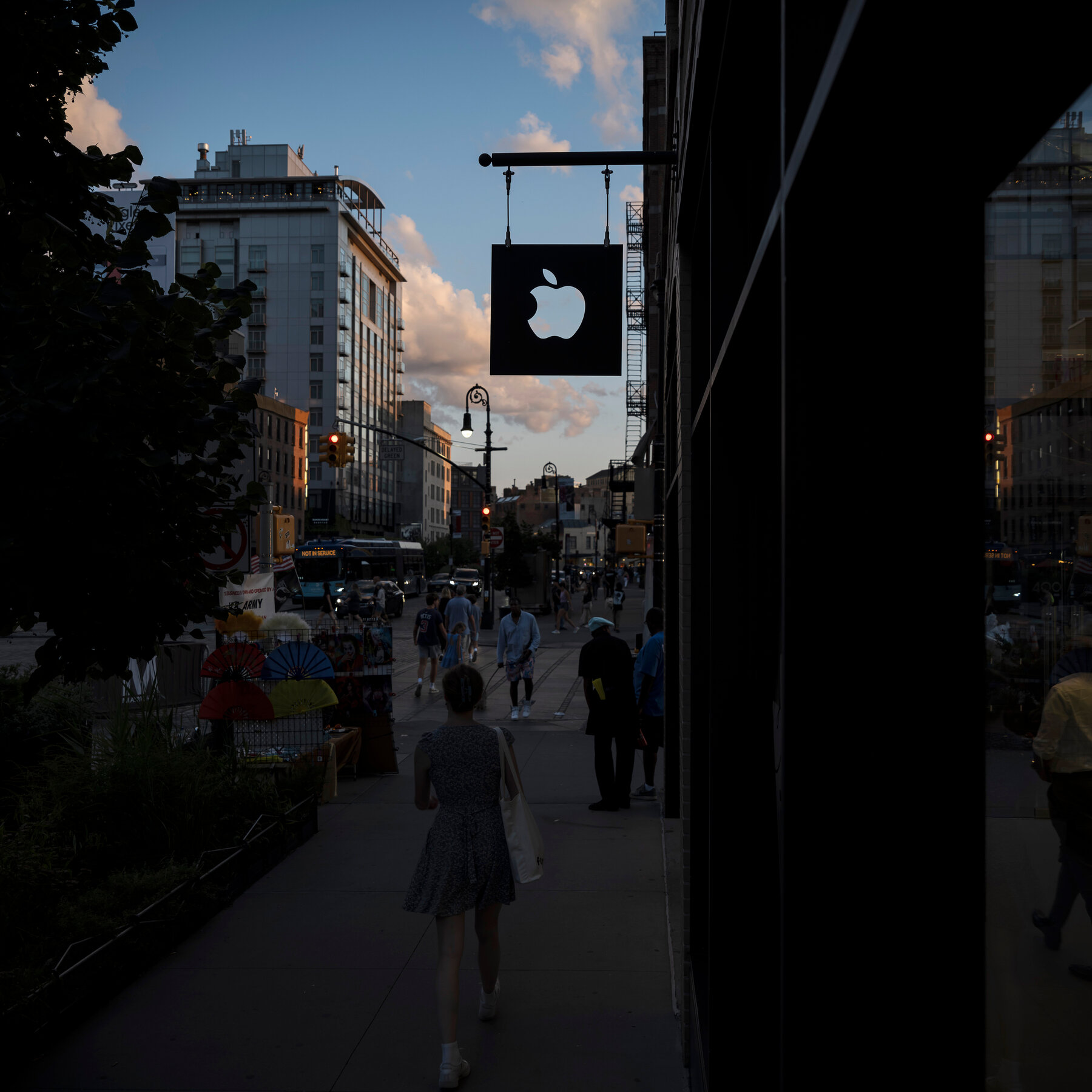 Judge Dismisses Suit Accusing Apple of Failing to Limit Child Sex Abuse Material