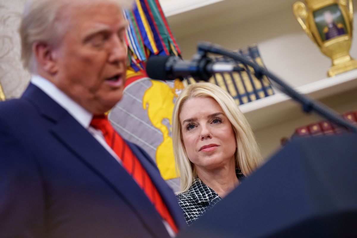 Did Pam Bondi release explicit photos of Trump in retaliation for firing?