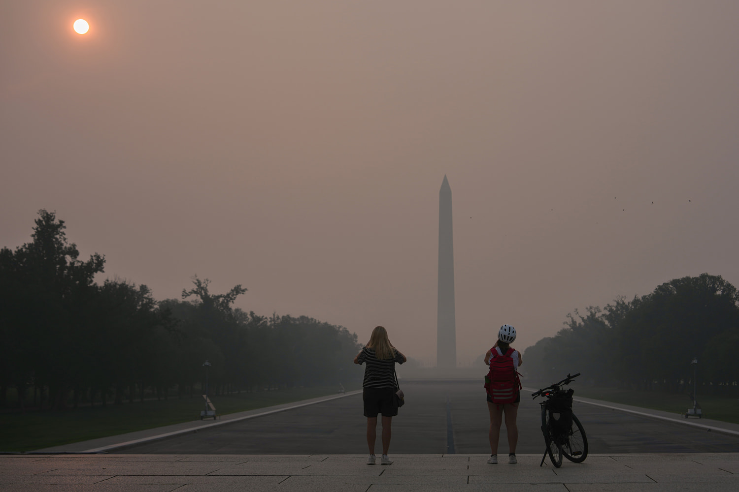Trump fumes over Canadian wildfire smoke and issues tariff threat