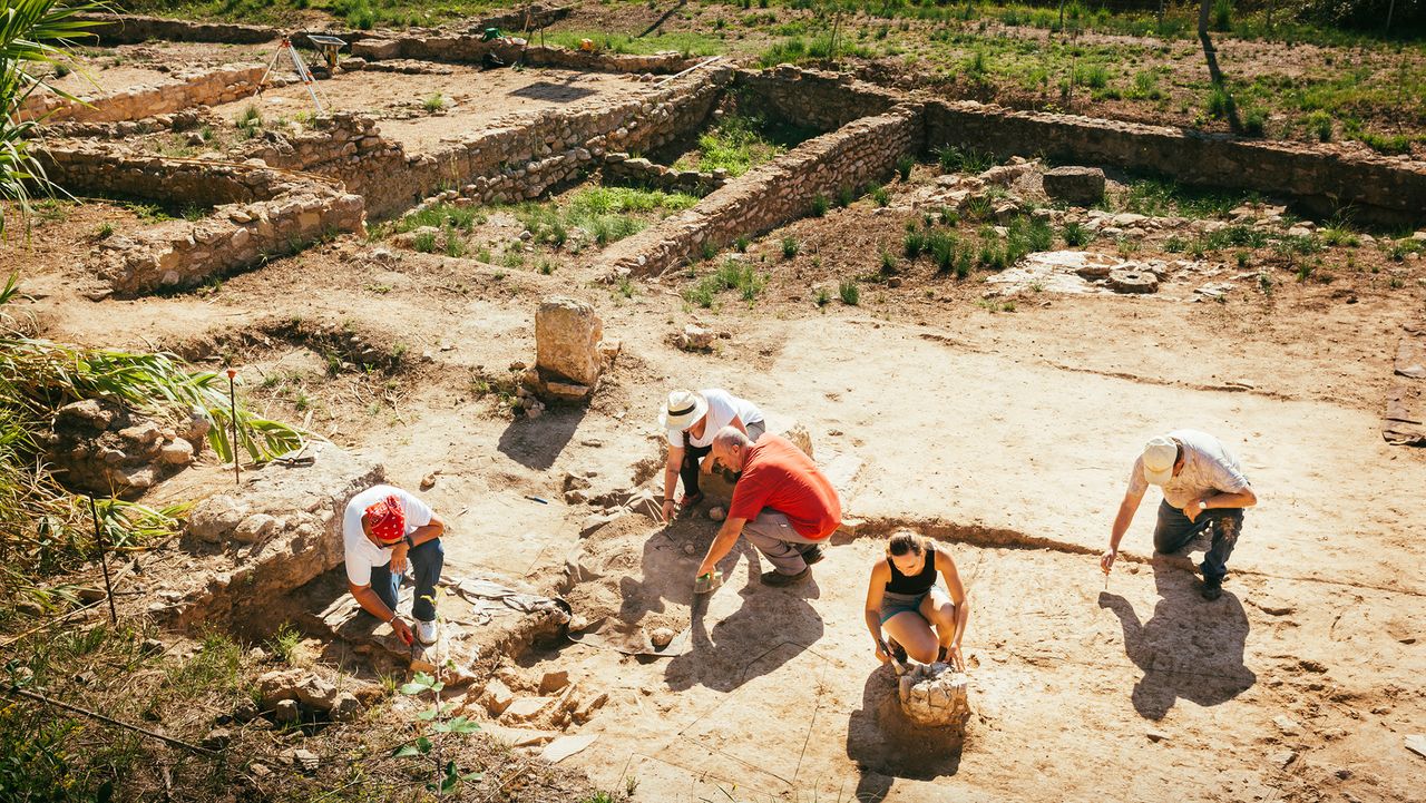 Not a housekeeper, but a ‘vilica’: The many responsibilities of Roman-era female farm managers were overlooked by historians