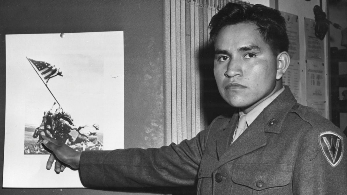 Claim DOD removed page about Native American Iwo Jima veteran Ira Hayes omits key context