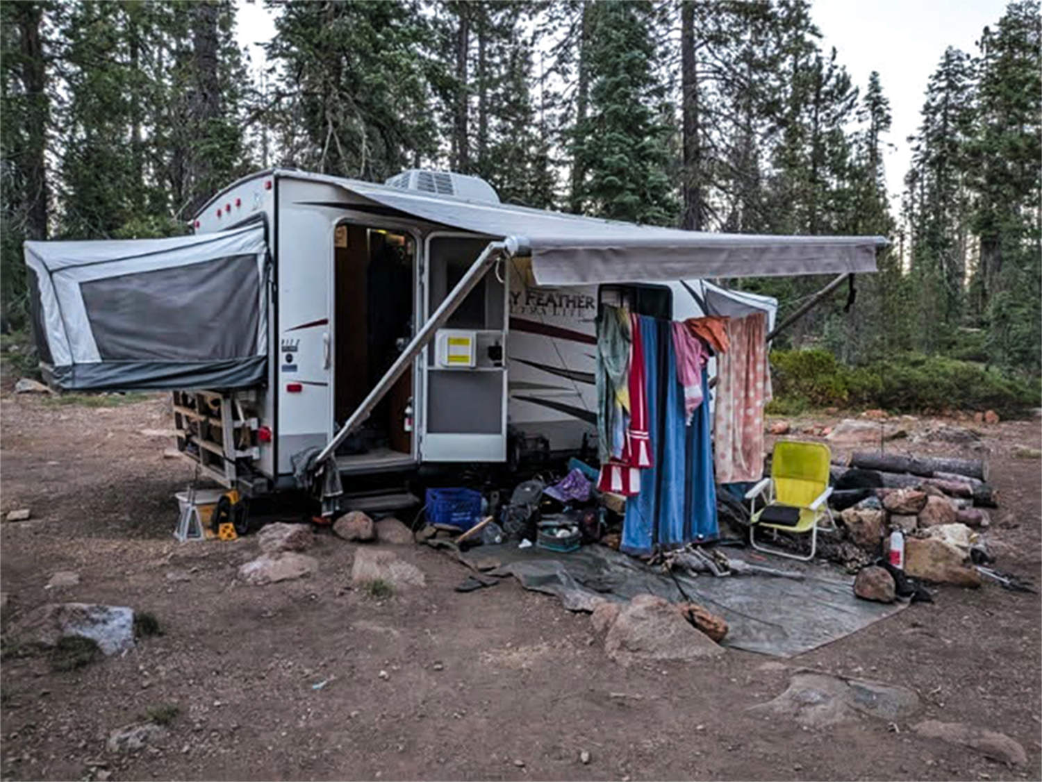 Father, son charged with kidnapping 2 U.S. Forest Service biologists at gunpoint