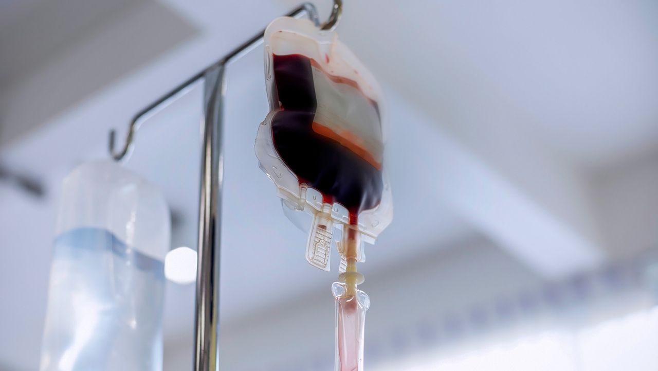 Diagnostic dilemma: 6-year-old develops life-threatening allergic reaction after blood transfusion