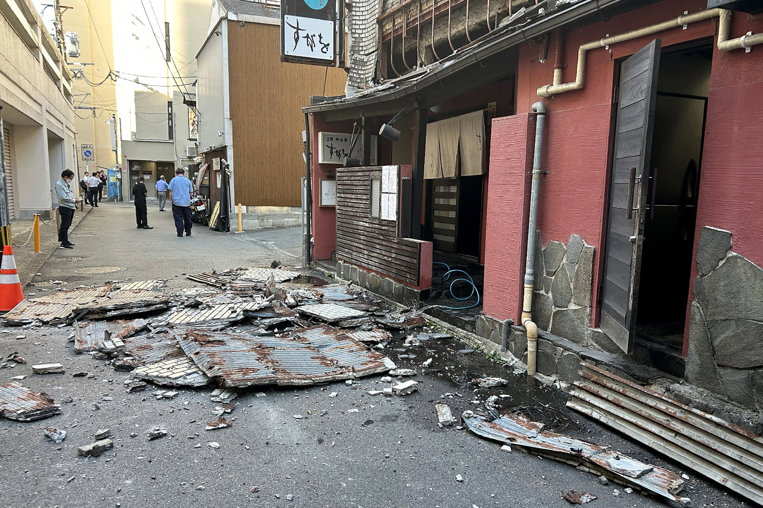 Major earthquake rocks Japan, prompting tsunami warnings