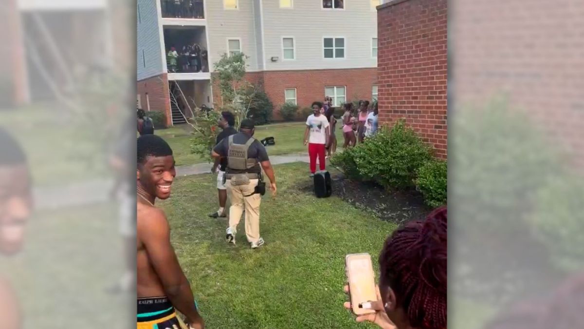 Video doesn’t show Black kids protecting Latino neighbors from ICE officer. Here’s evidence