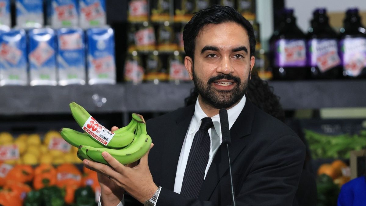 Mamdani discount grocery store meme shows unrelated photo, false claim about family