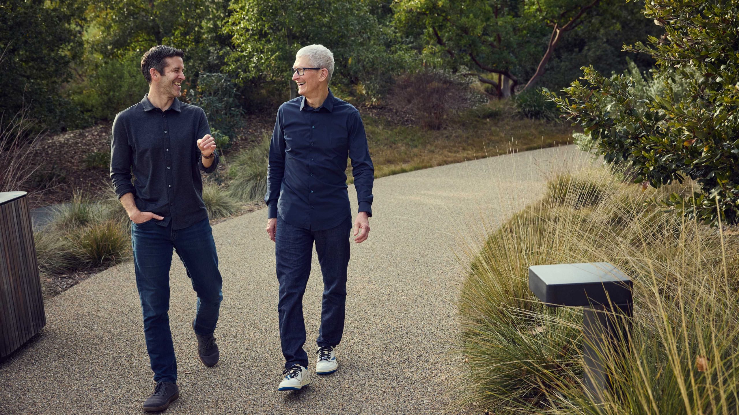 Apple’s Tim Cook era ends with a record $109B quarter