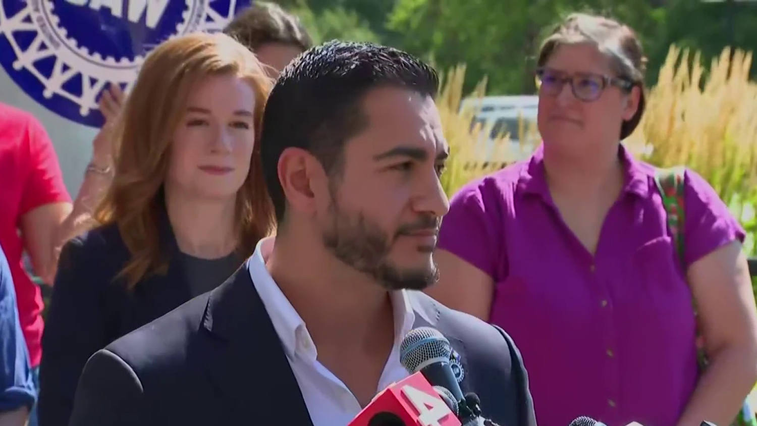 ‘We took on a machine’: Abdul El-Sayed thanks supporters after primary victory