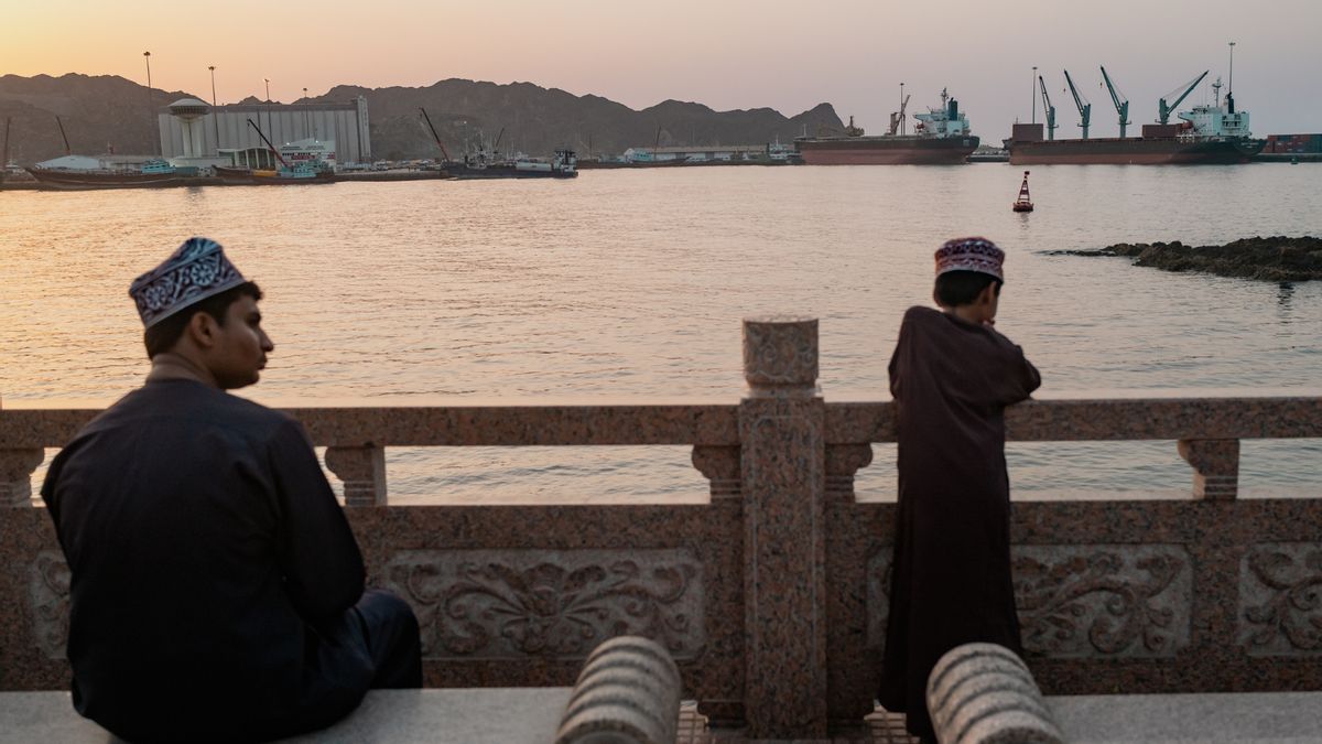 Did Iran say it’d only reopen Strait of Hormuz if Trump admits he lost 2020 election?