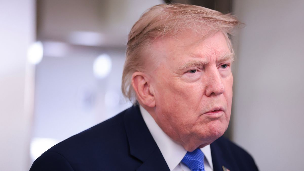 Trump invoked the Fifth over 400 times in 2022 deposition, judge said