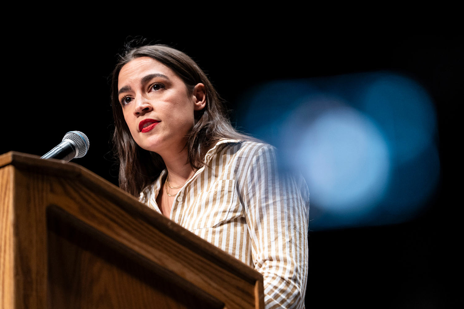 Alexandria Ocasio-Cortez says she hasn’t ruled out presidential run in 2028, speaks about freezing her eggs