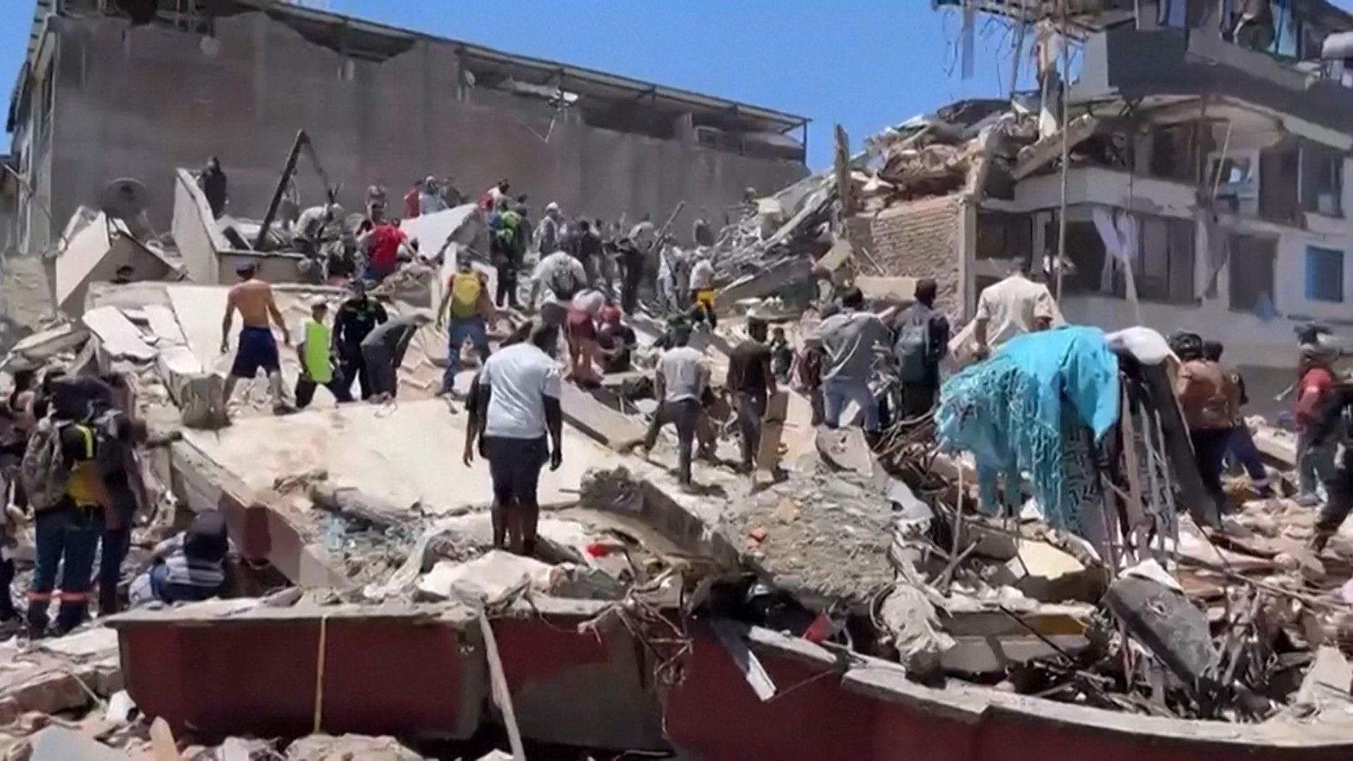 Al Jazeera reporter on the ground as Colombia quake death toll rises