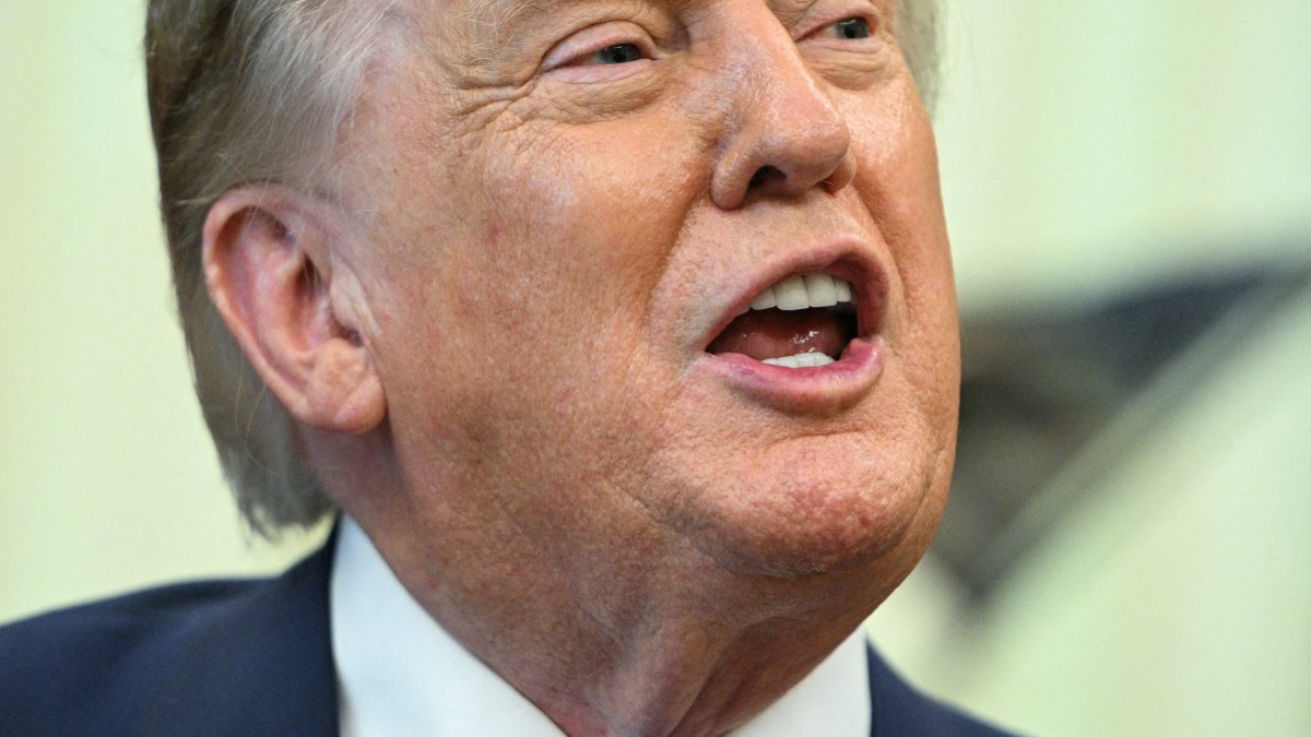 Trump warns of ‘jihadists’ ruling in Washington as Democrats show momentum
