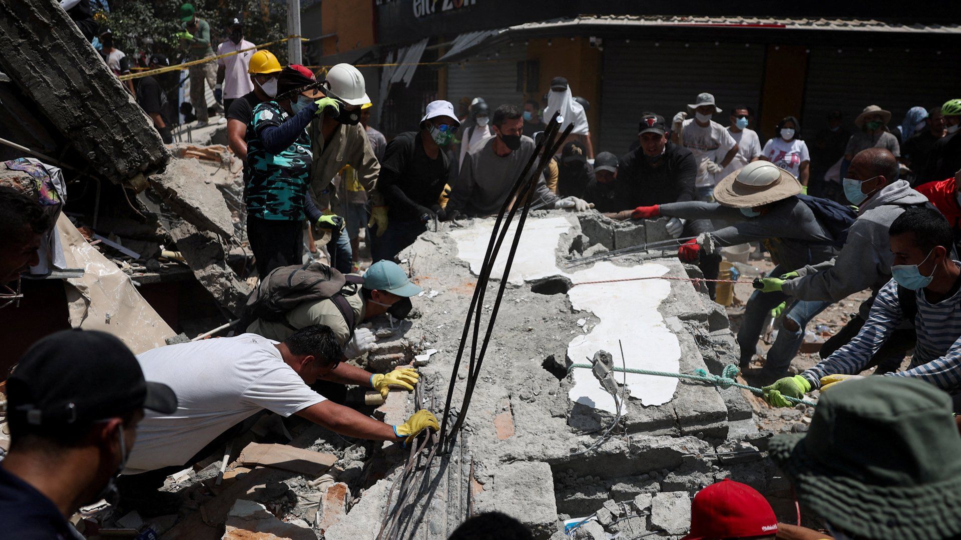 Search for survivors underway in Colombia’s earthquake aftermath