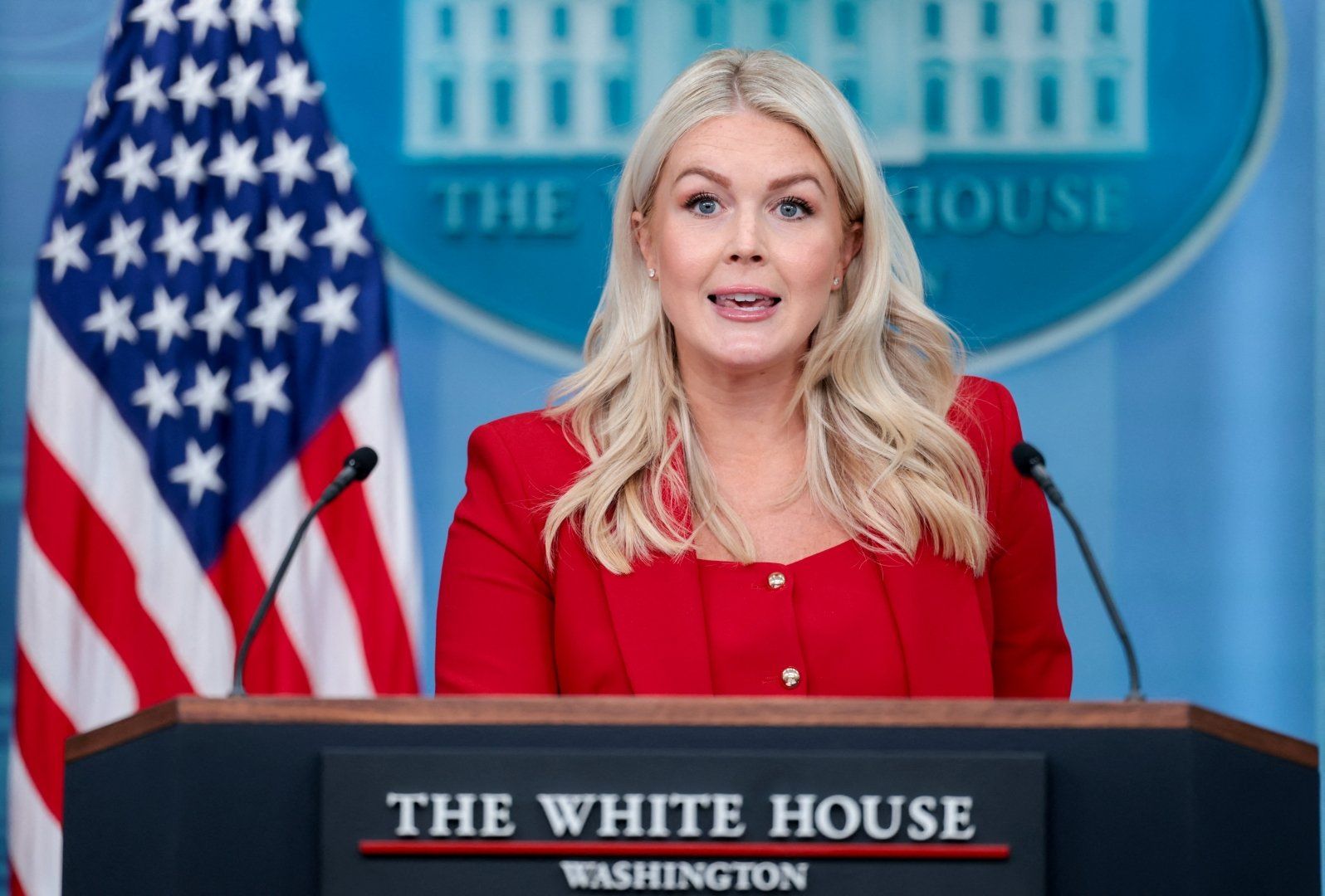 Leavitt to leave as White House press secretary