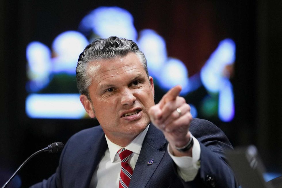 ‘This is insane!’ MS NOW host flips out over Pete Hegseth’s latest blunder