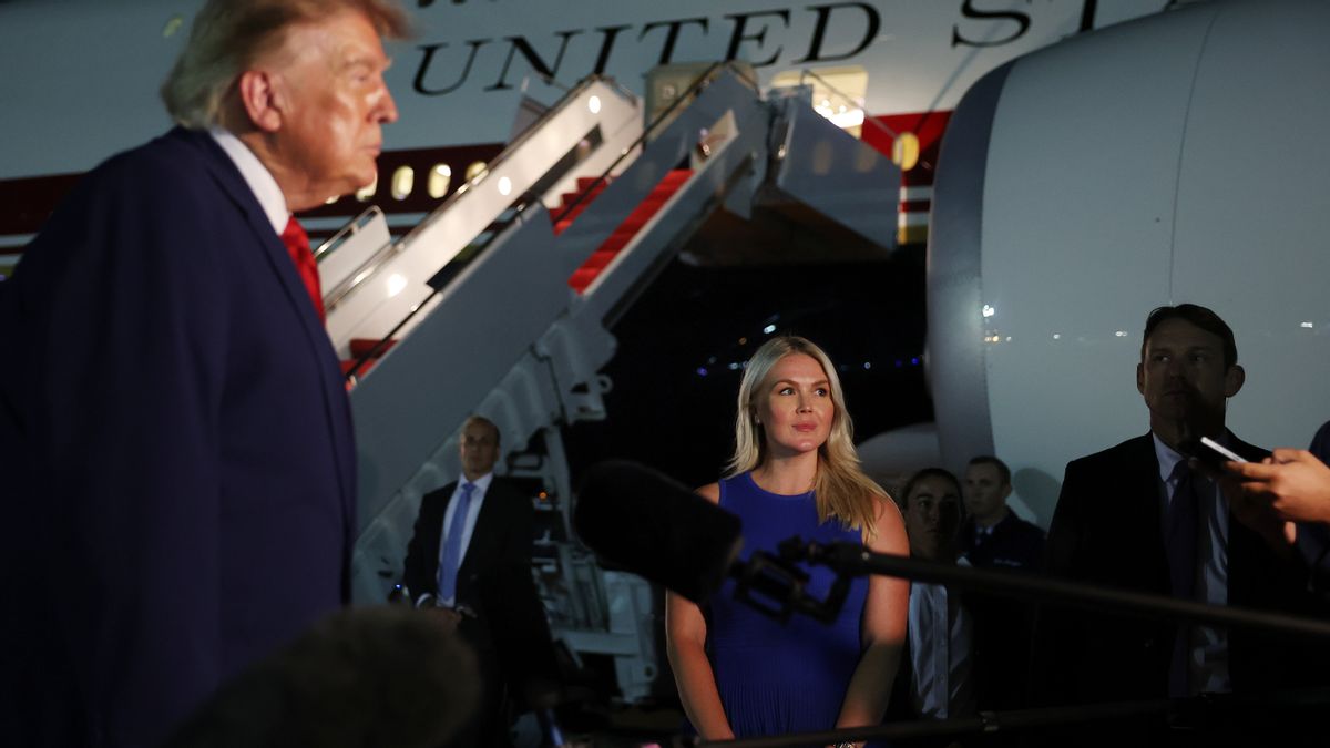Was Karoline Leavitt on ‘decoy plane’ from Turkey after Trump’s removal? What we know