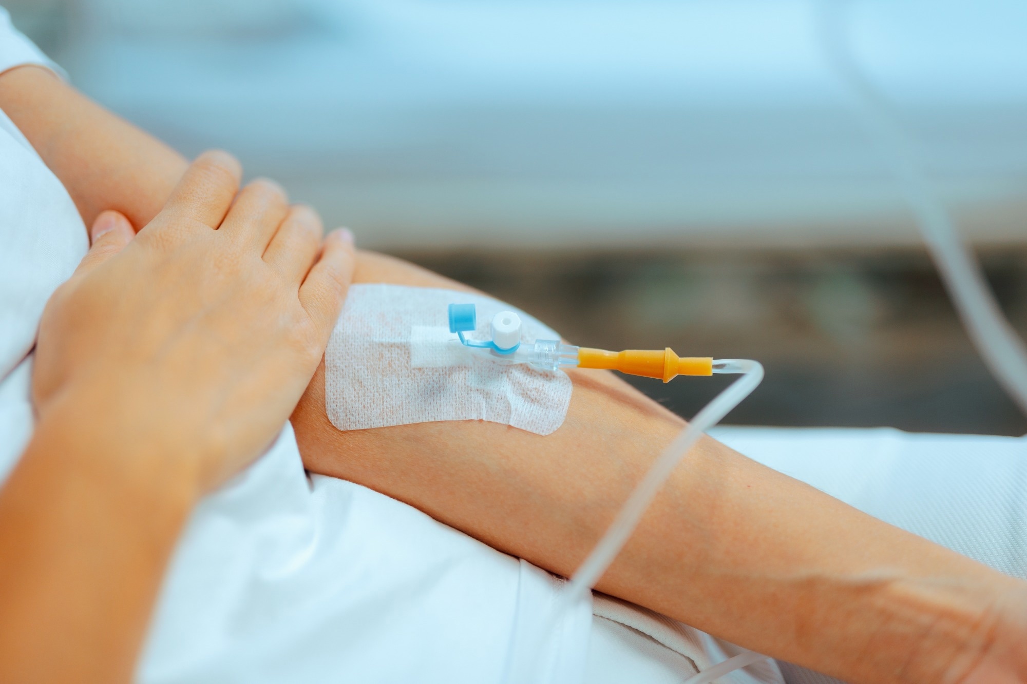 Researchers put olive and fish oil IV nutrition under the microscope