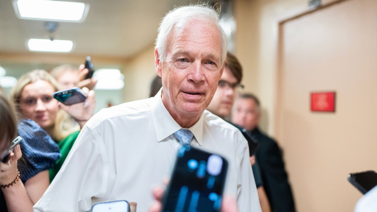 Did Ron Johnson say seniors ‘misuse Social Security’? There’s no evidence