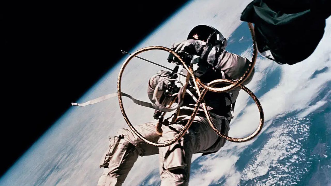 Scientists finally know why astronauts struggle to poop in space — and reveal a hidden risk of long-haul spaceflight