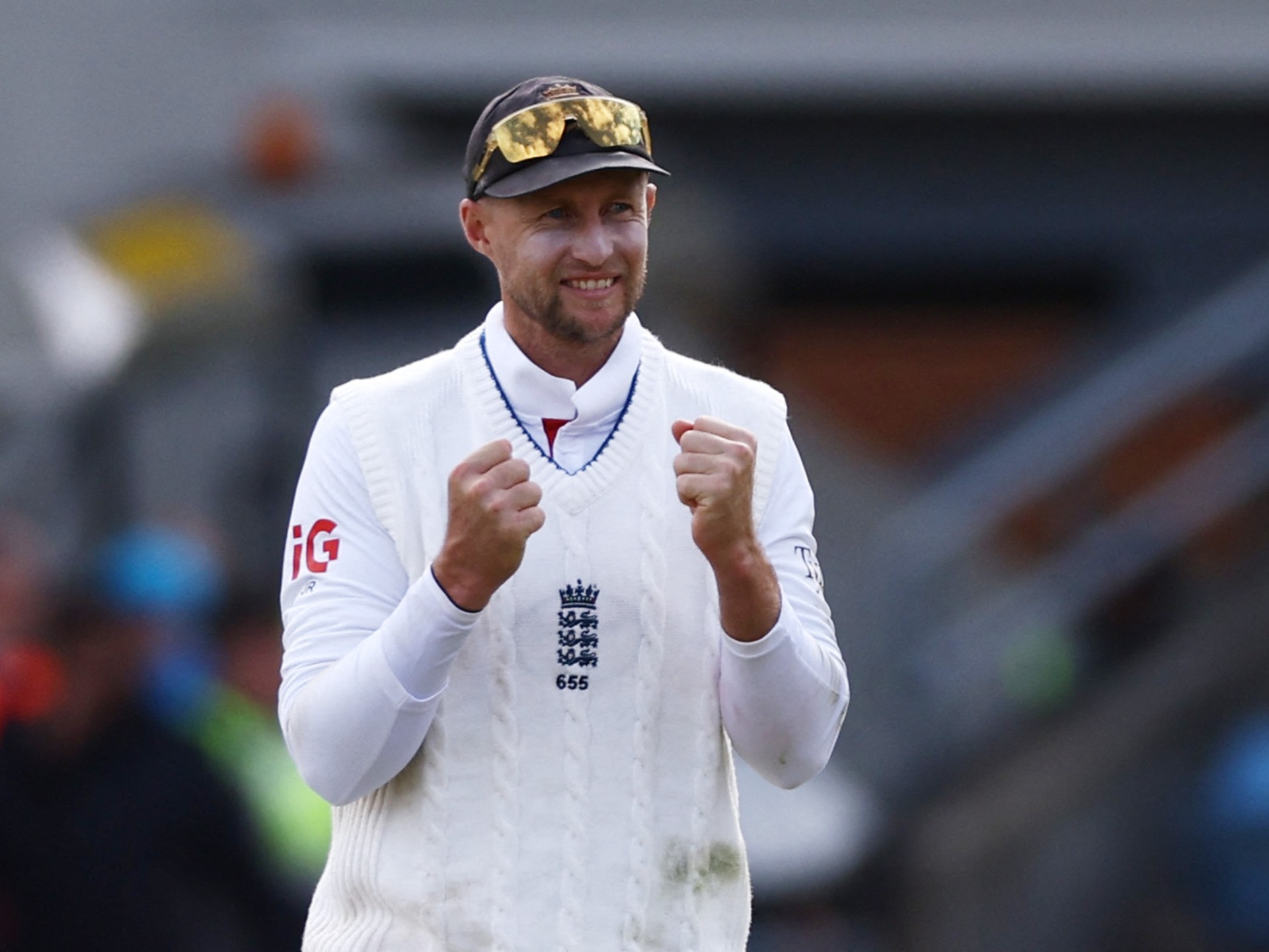 England thrash Pakistan by an innings and 103 runs in first Test