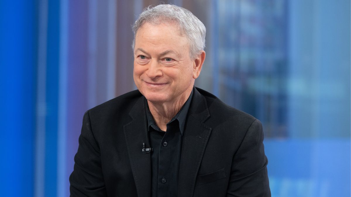 Gary Sinise takes fallen soldiers’ families to Disney World every year