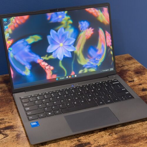 Review: Chuwi’s $449 Unibook laptop is a funhouse-mirror MacBook Neo