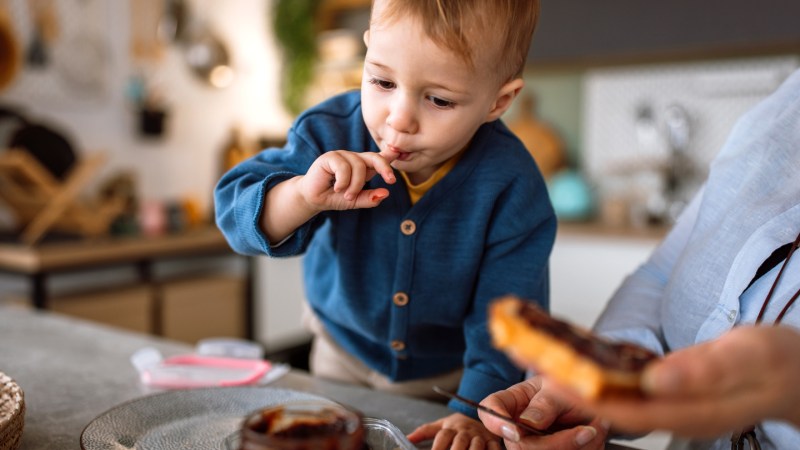 Less sugar early in life might decrease dementia risk