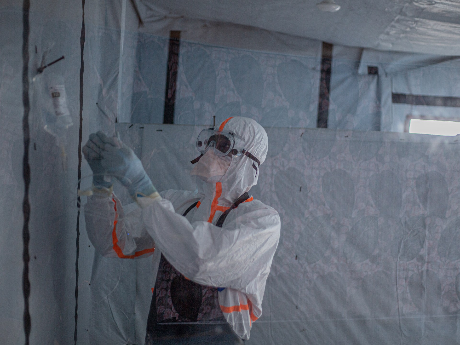 DRC begins vaccinating front-line healthcare workers against Ebola