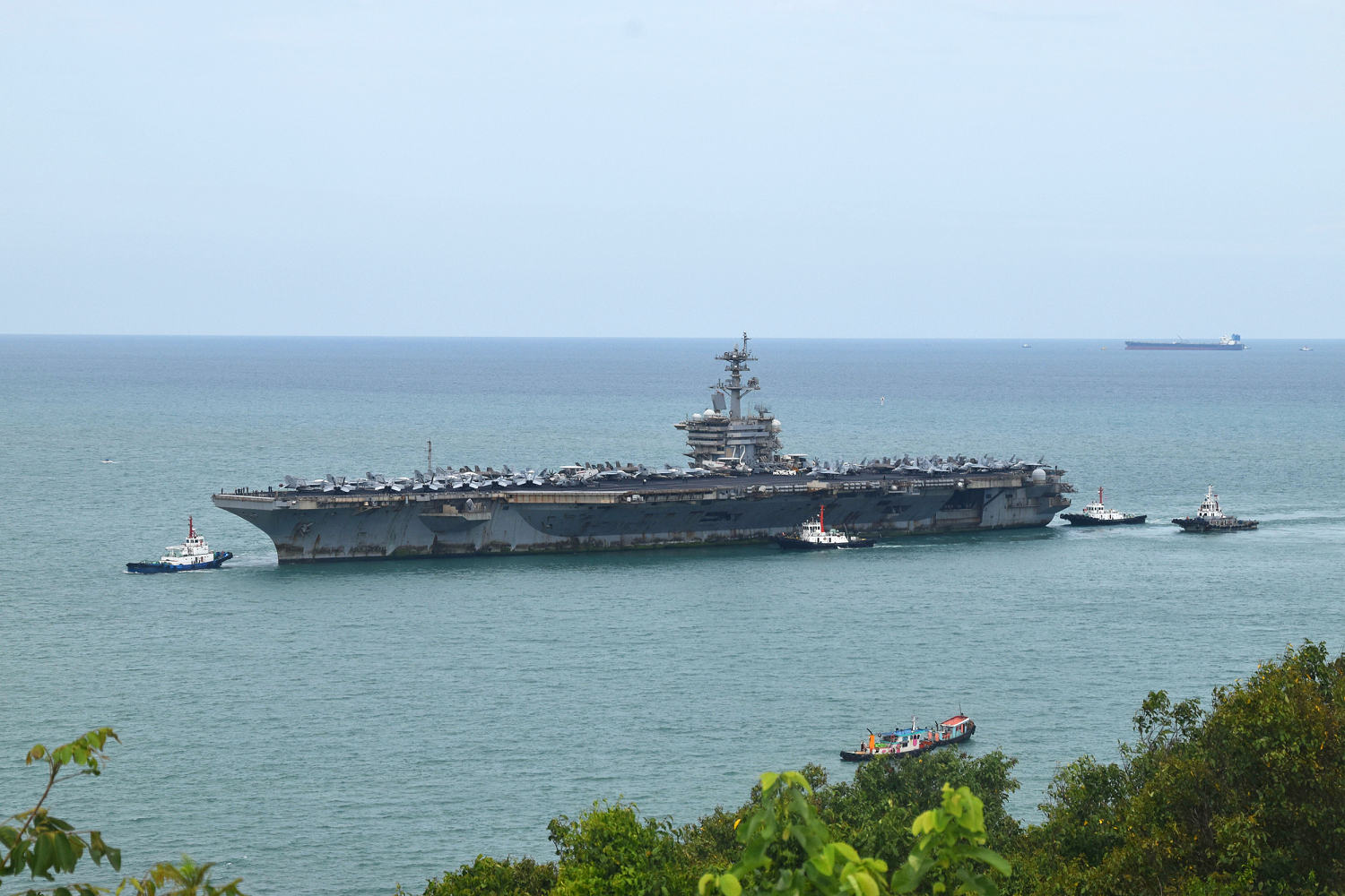 Thousands of U.S. service members arrive in Thailand after record stint at sea
