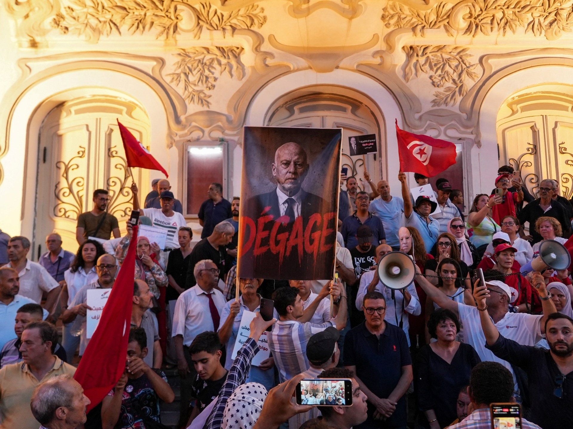 Tunisia arrests journalist Mohamed Yousfi amid crackdown on critics