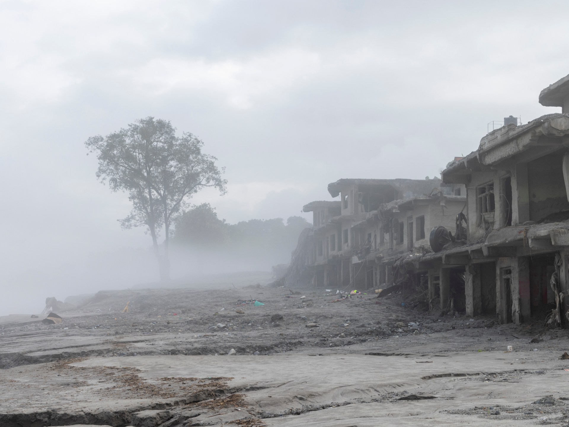 Nepal holds day of mourning for more than 1,300 killed in floods
