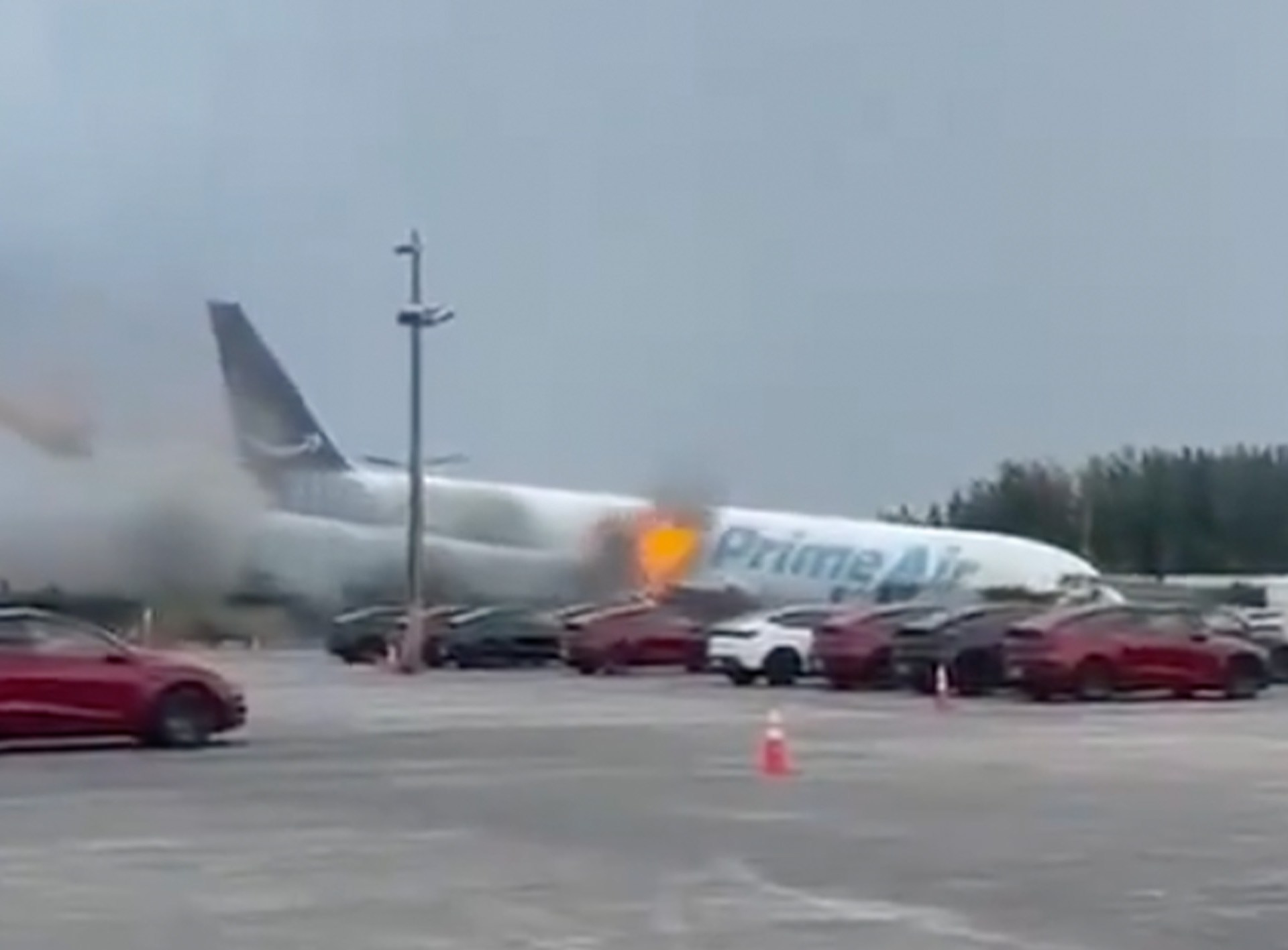 Moment Amazon plane crash lands in Miami