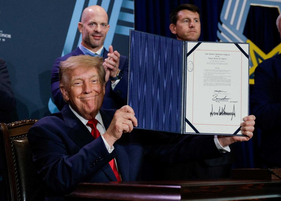 Republican sounds the alarm as Trump finds it impossible to escape ‘bad numbers’