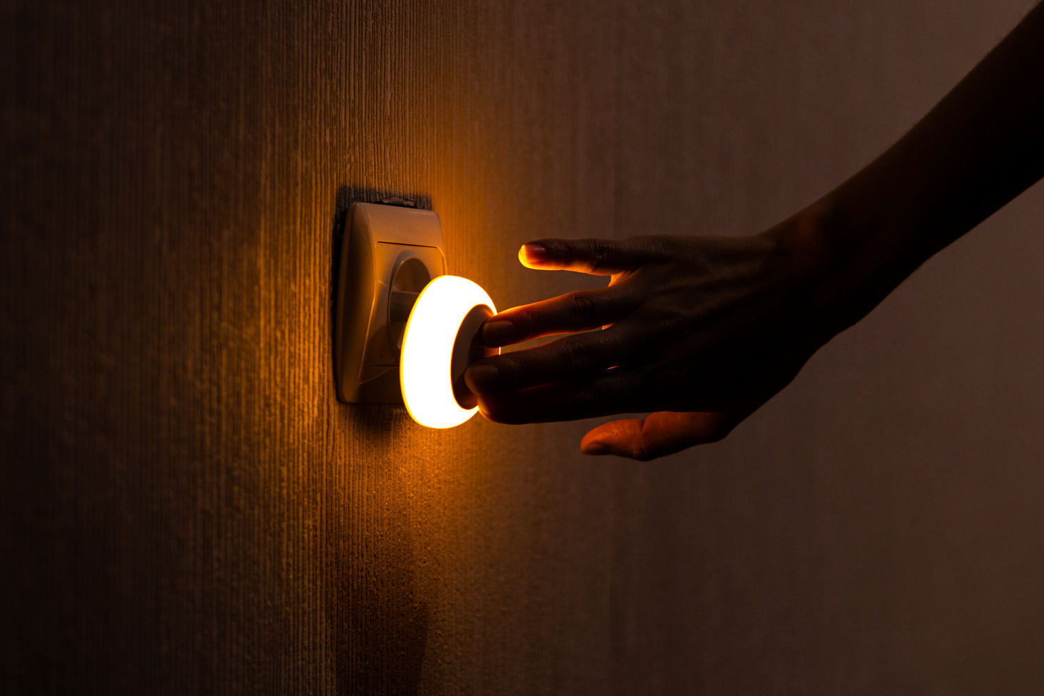 Heart damage may occur from getting too much light at night while we sleep, study finds