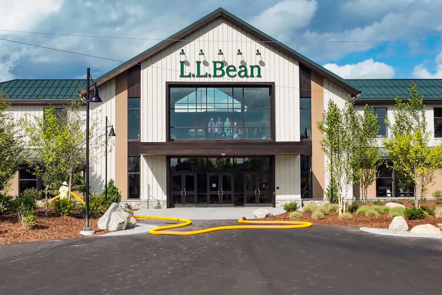 L.L.Bean embraces its old-school roots with brick-and-mortar stores, print catalogs, no AI