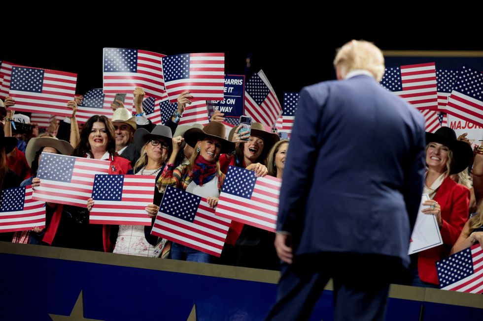 Overlooked clip shows Trump exhibiting ‘potential seizure activity’: clinical psychologist